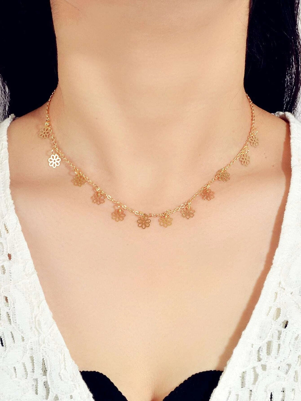 Minimalist Style Gold Silver Flower Charm Necklace Fashion Women Accessories